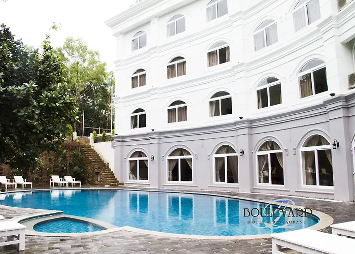 Cheap hotels Boulevard